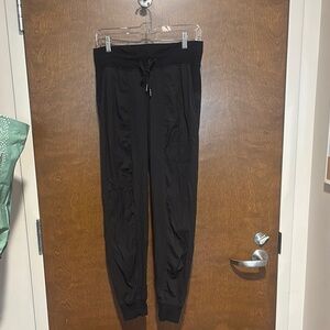 Lululemon dance studio joggers size 6